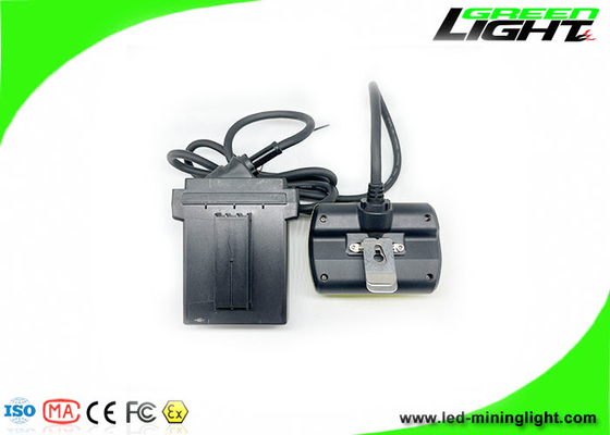 25000개 럭스 재충전이 가능한 파나소닉 배터리는 방수된 마이닝 캡 램프 IP68에게 13600mAh 탄부들 전면램프를 보내게 했습니다