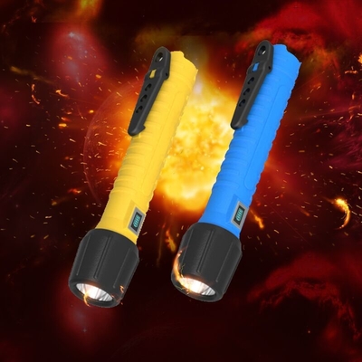 240 Lum IP 68 방폭 횃불 OLED는 자기를 띤 USB 충전기를 드러냅니다