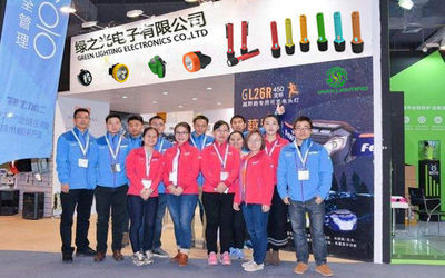 PC 레샤레게이블 LED 터널 빛 캡 램프 2.2Ah 리튬 이온 전지 4500 럭스