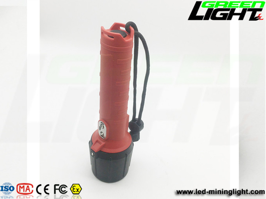 USB 충전기 3000 럭스 750mA 재충전이 가능한 횃불은 10W IP68을 밝힙니다
